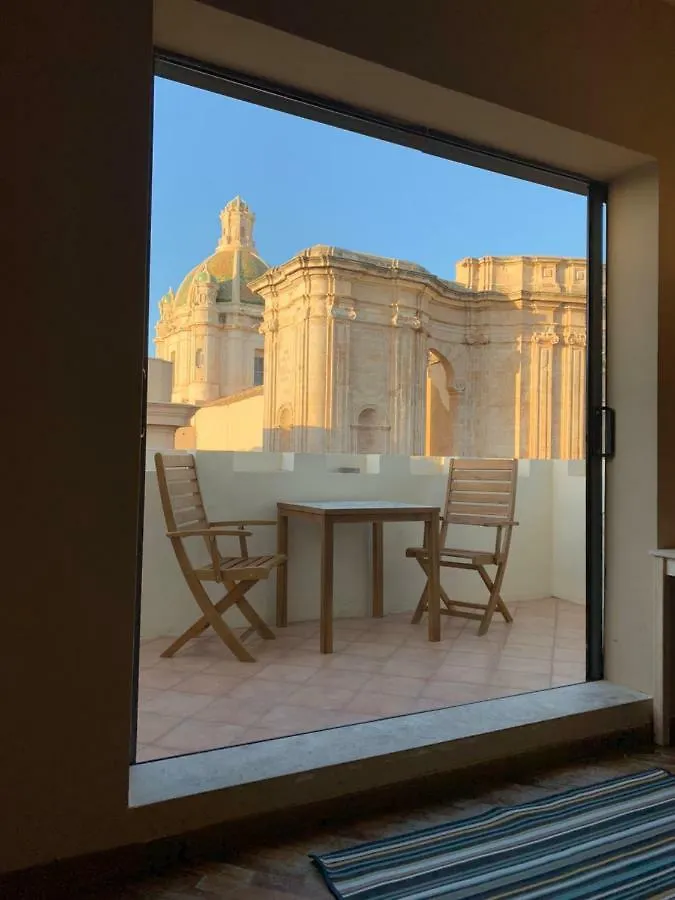 Central Cathedral Penthouse Apartment Trapani